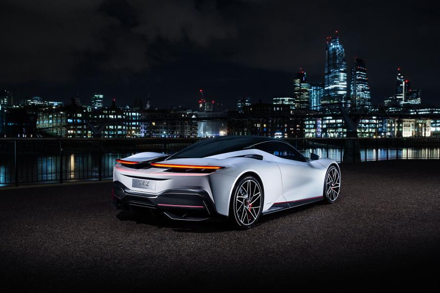  Pininfarina Battista 2019 года  (фото 44 из 55)
